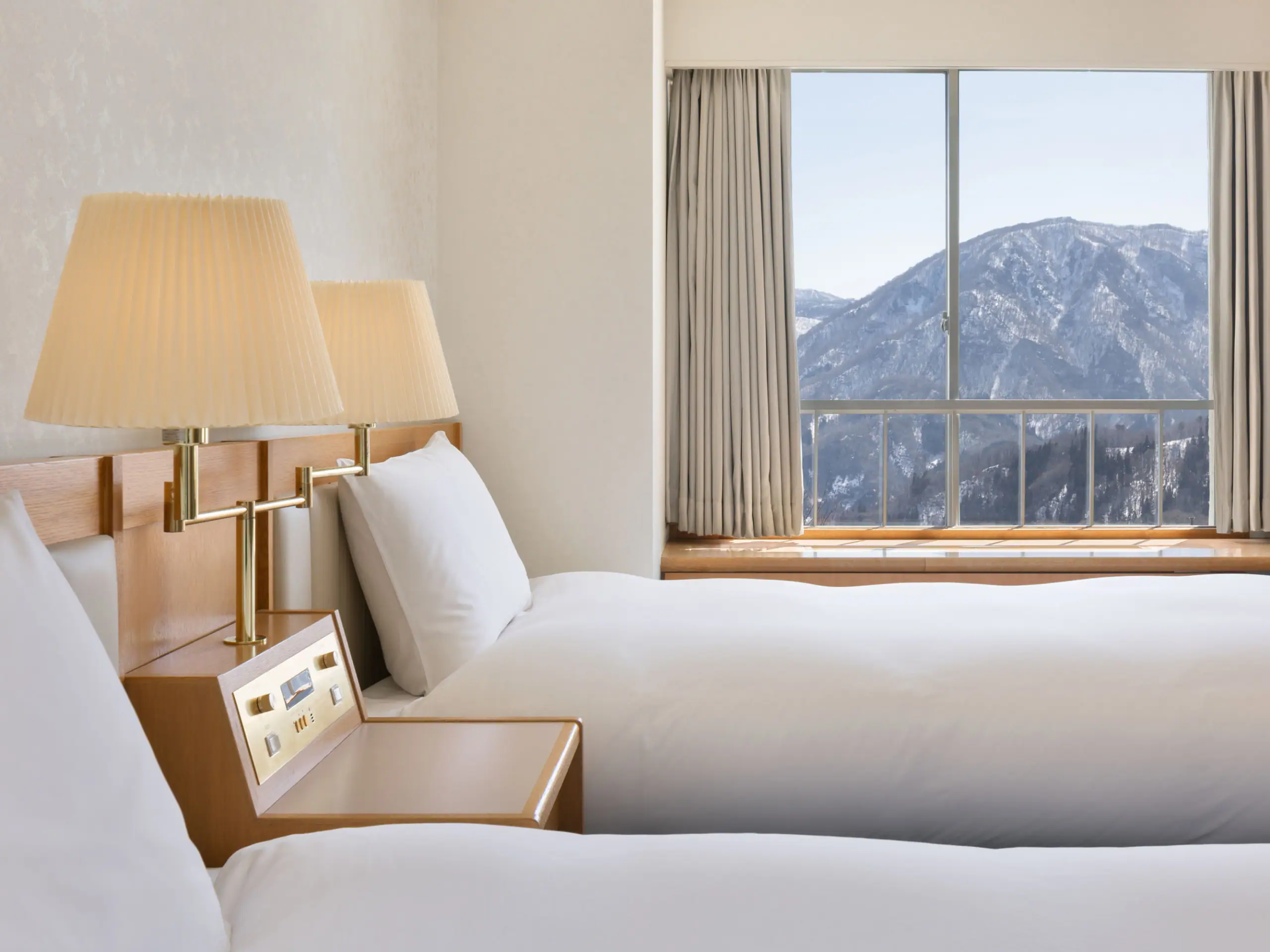 THE ALPS HOTEL HAKUBA